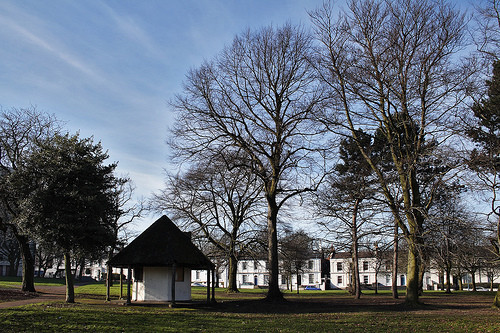 Chamberlain Gardens looking towards Monument Road. Photograph by Ted & Jen on Flickr and resued under Creative Commons licence Attribution 2 Generic.