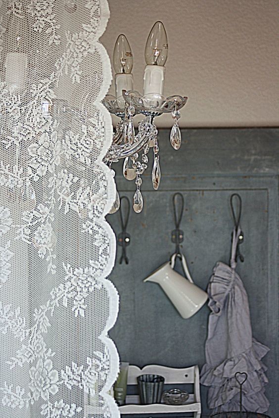 Ikea vitrage-gordijnen & Chalk Paint™ - Auberge des Reves Ikea vitrage-gordijnen & Chalk Paint™ - Auberge des Reves