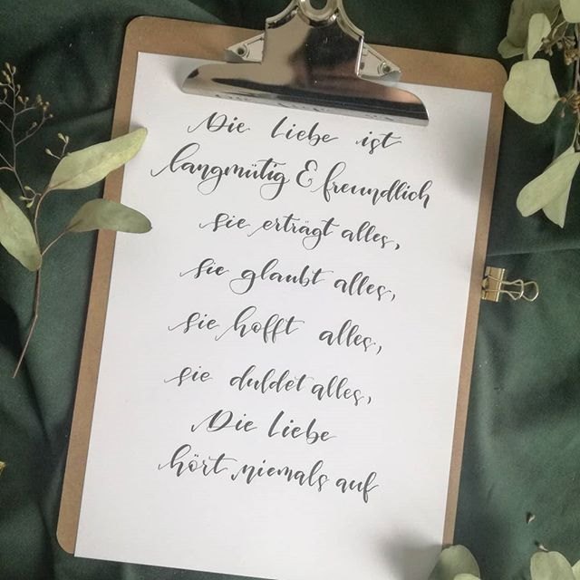 Brushlettering: Die liebe ist langmütig und freundlich... (Lettering von belettert.at für die Letter Lovers)