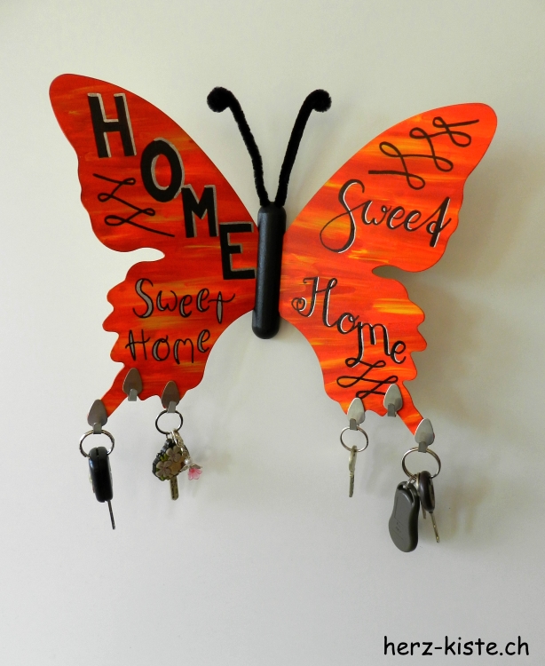 DIY Schmetterling Schlüsselbrett aus Sperrholz