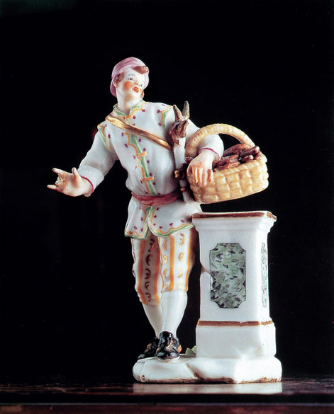 Venditore di taralli, Porcellana dipinta e dorata, 1750-52, Museo Nazionale di Capodimonte, Napoli
