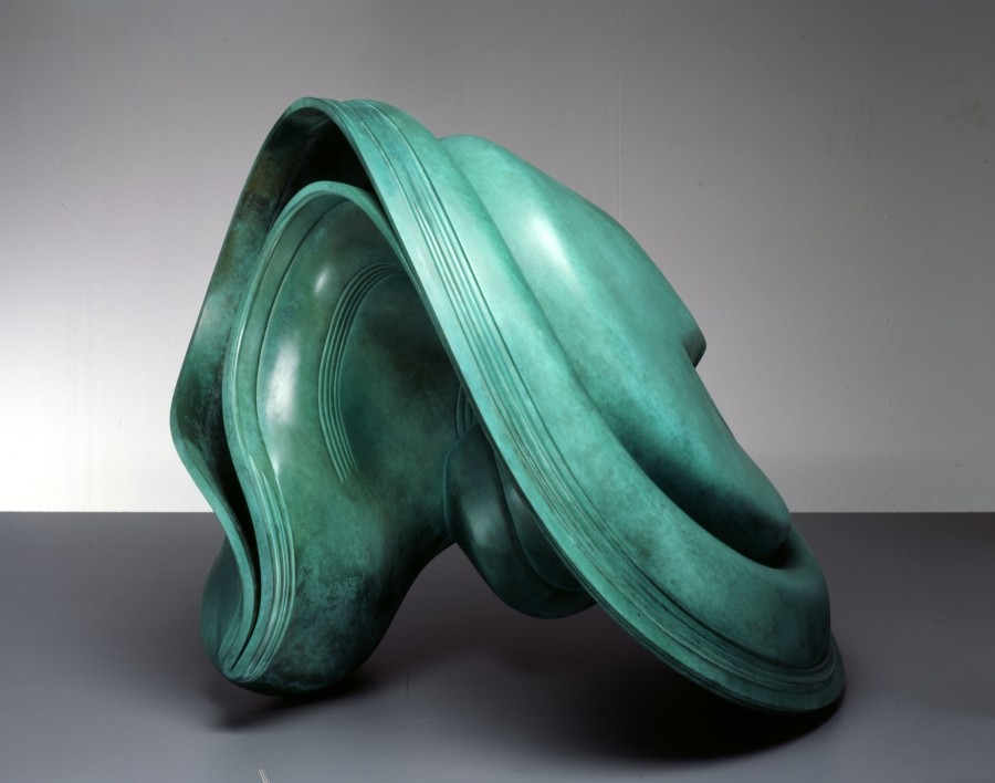 Tony Cragg, "On a roll",