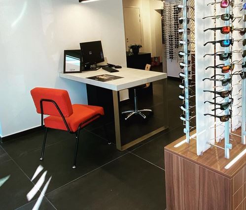 Pied de table couleur OR pour magasin