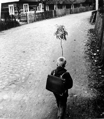 46,10x50,80cm, Village Street 7, Dzukija 1969