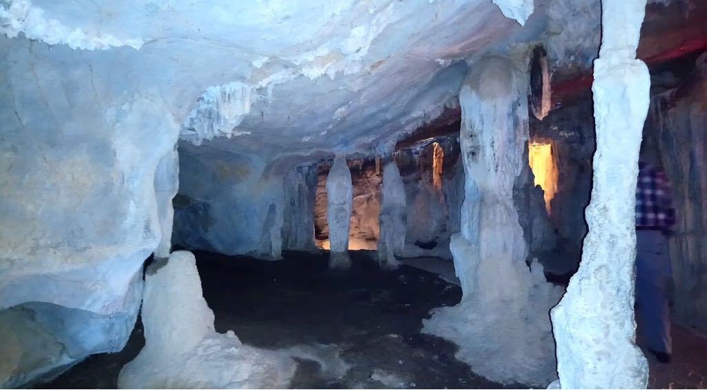 Transportes Escolares Alvarado en Grutas de la Estrella Tonatico