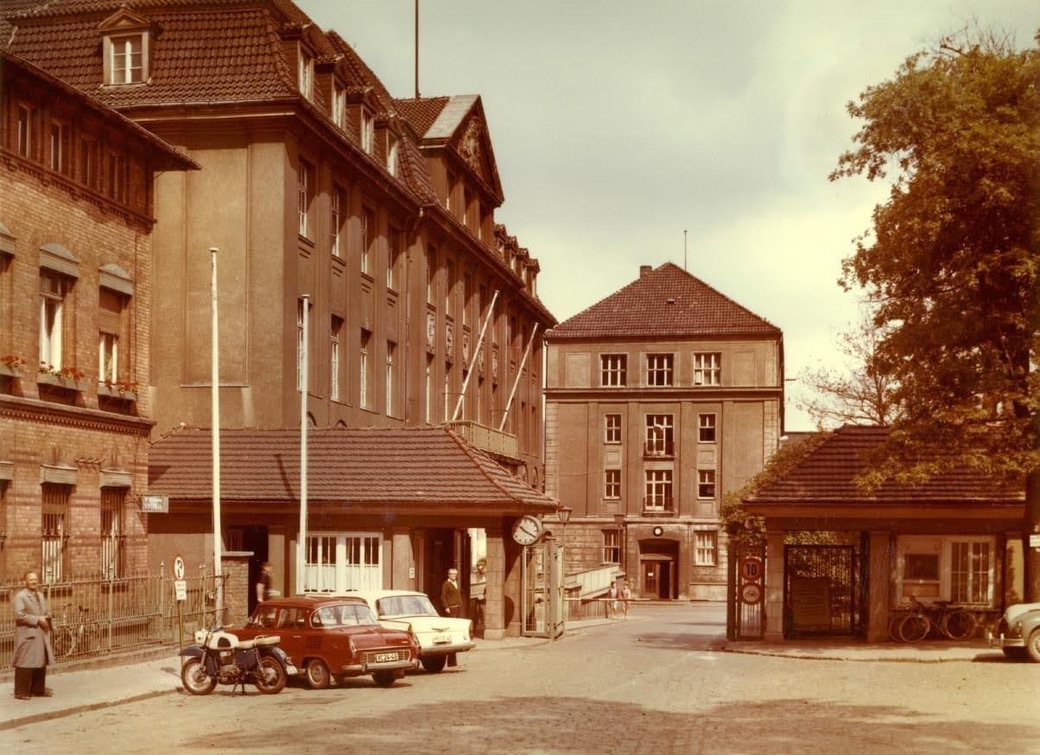Pförtner 1