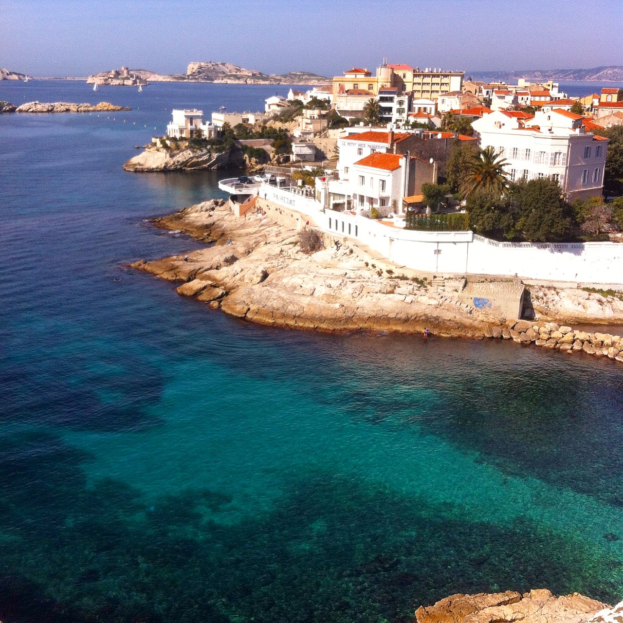 Вид на отель Le Petit Nice