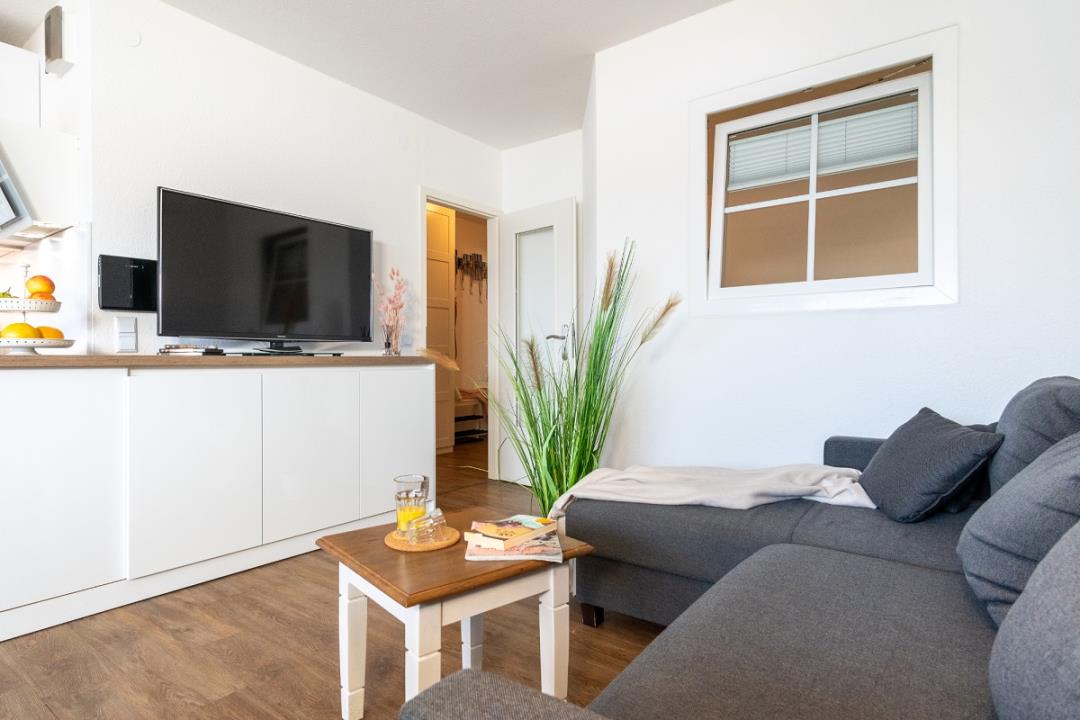 die gesamte Wohnung ist hell und freundlich gestaltet ...