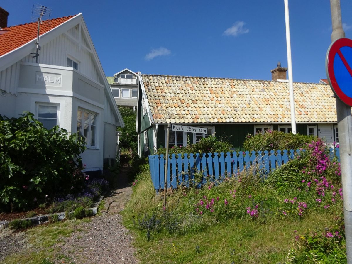 Schwedisch-schöne Gassen in Mölle