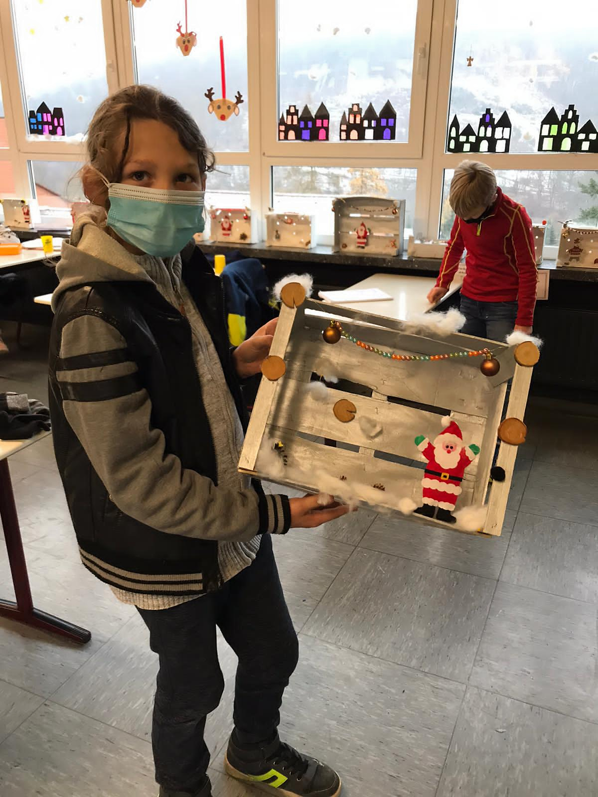 Weihnachtsbasteln der Klasse 4a - schaeferlandschules Webseite!