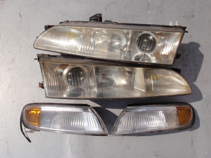 Toyota Corolla Ceres оптика
