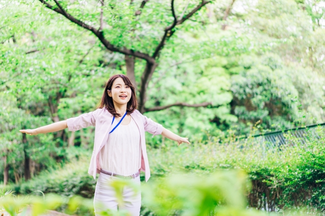 目がスッキリ視界が広がった女性