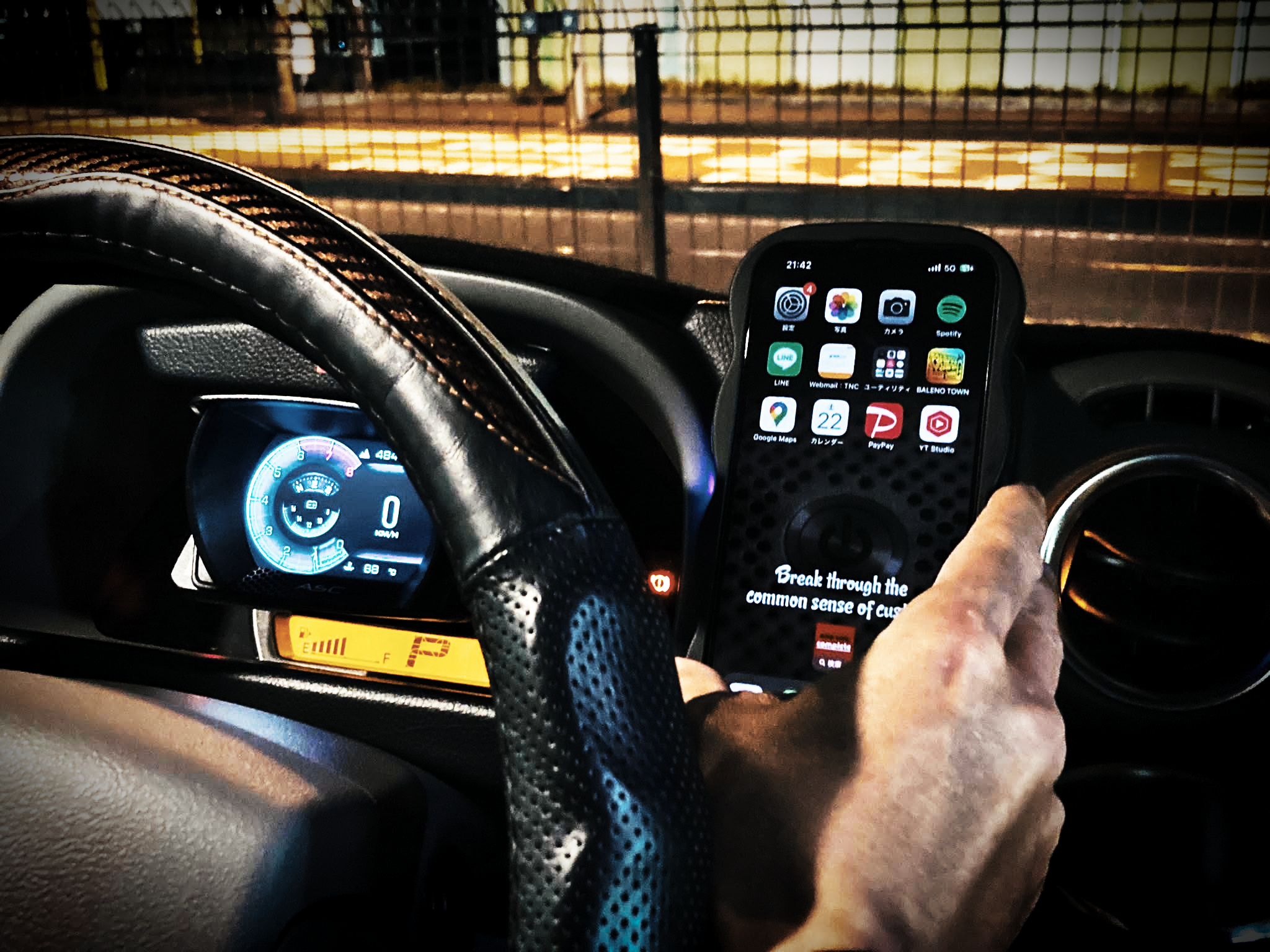 VINDER ワイヤレス充電スマホマウント エブリィda17専用設計 DA17W エブリィワゴン スマホホルダー ワイヤレス充電器 MagSafe