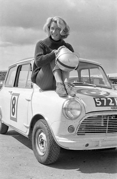 Elizabeth Jones