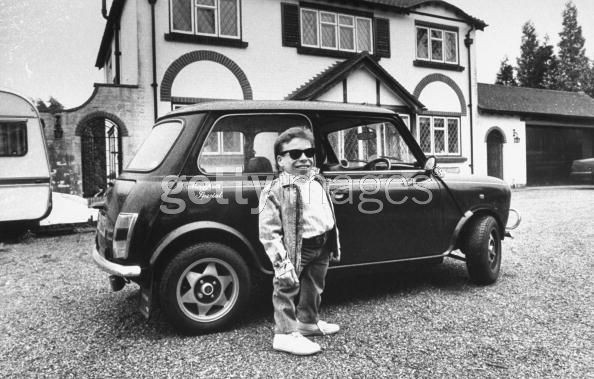 Warwick Davis