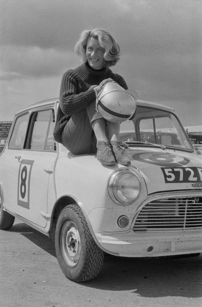 Elizabeth Johnes