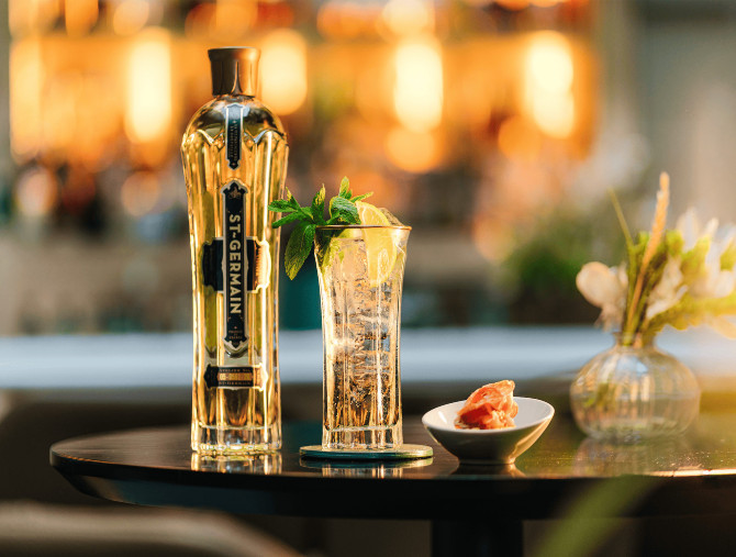 Giardino Cordusio x St-Germain: l'aperitivo imperdibile a Milano