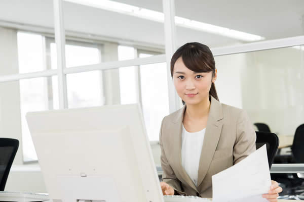 ファッションブランドの経理財務（マネージャー候補）／株式会社SHIFFON