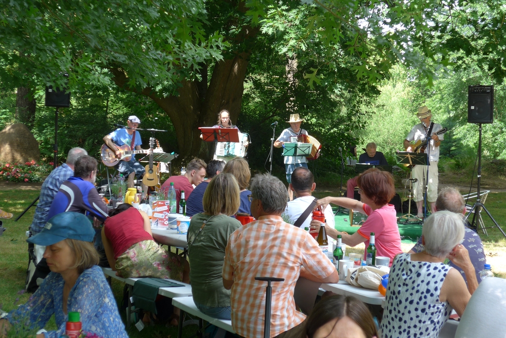 BBG-Brunch am Dowesee mit Kapelle BUM