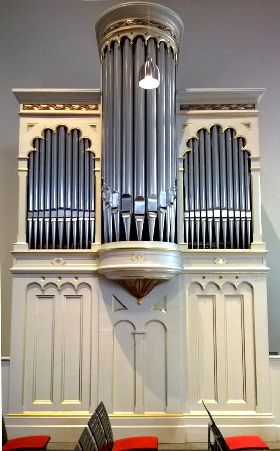 Die zweite Orgel in Köln-Rondorf, ebenfalls von Klais restauriert.