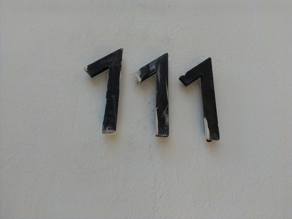 (Hausnummer)