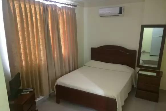 VACATION WITH INTIMATE SERVICES INCLUDE 