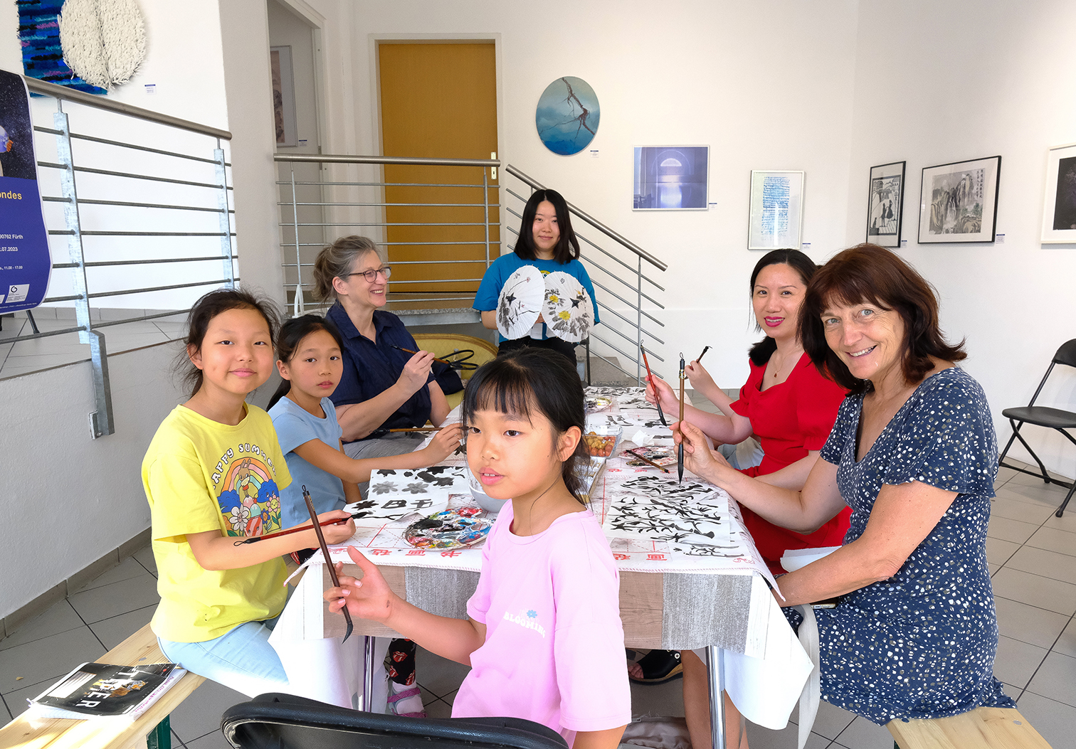 Workshop: Chinesische Malerei auf Papierschirmen | Dozentin: Nian Cheng