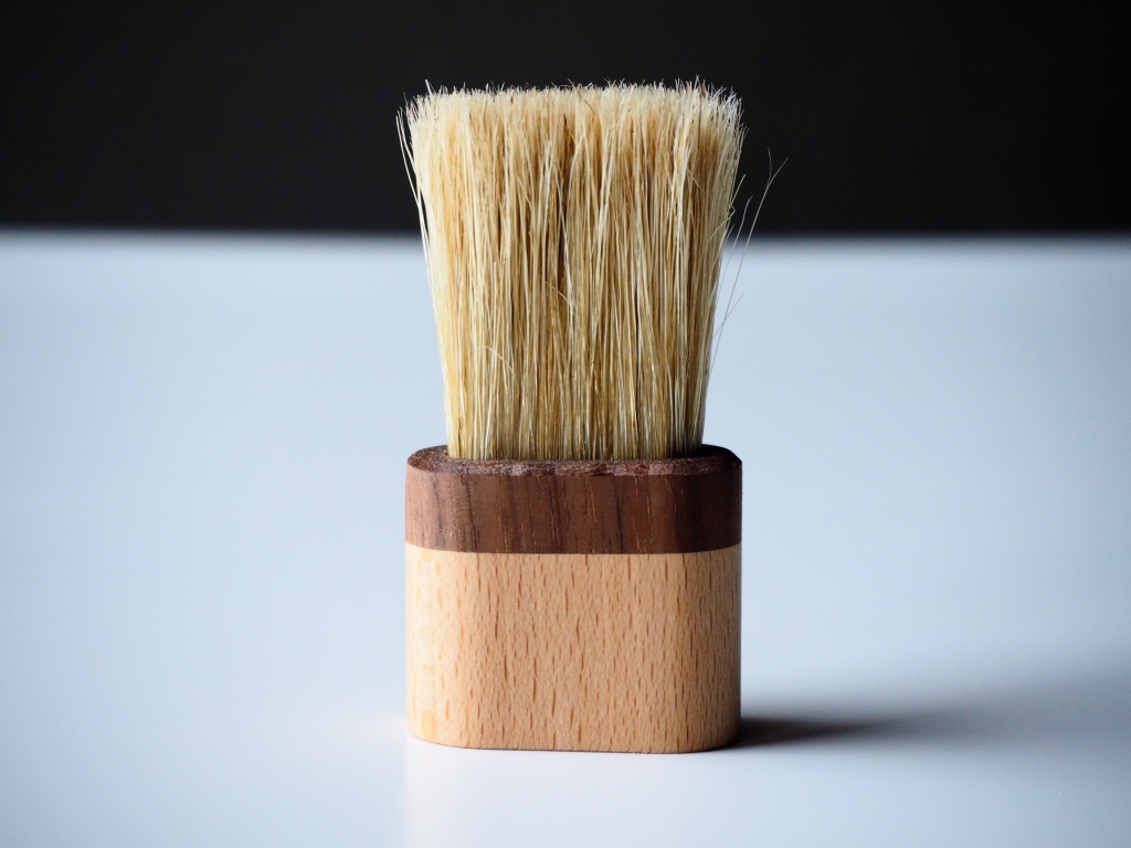 かつばこブラシ - 越後三条 鰹節削り器の台屋 Dried bonito shaver