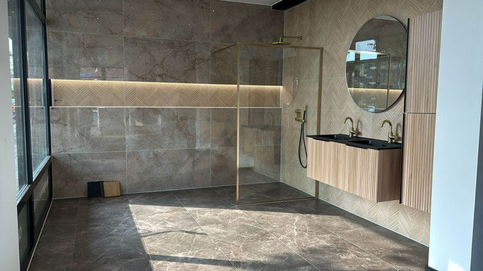 complete-badkamer-met-montage-badkamerwinkel-badkamer-verbouwen-renoveren-badkamers-5