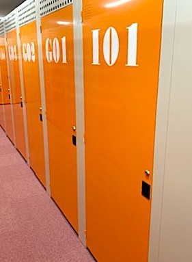 豊岡店 右側通路