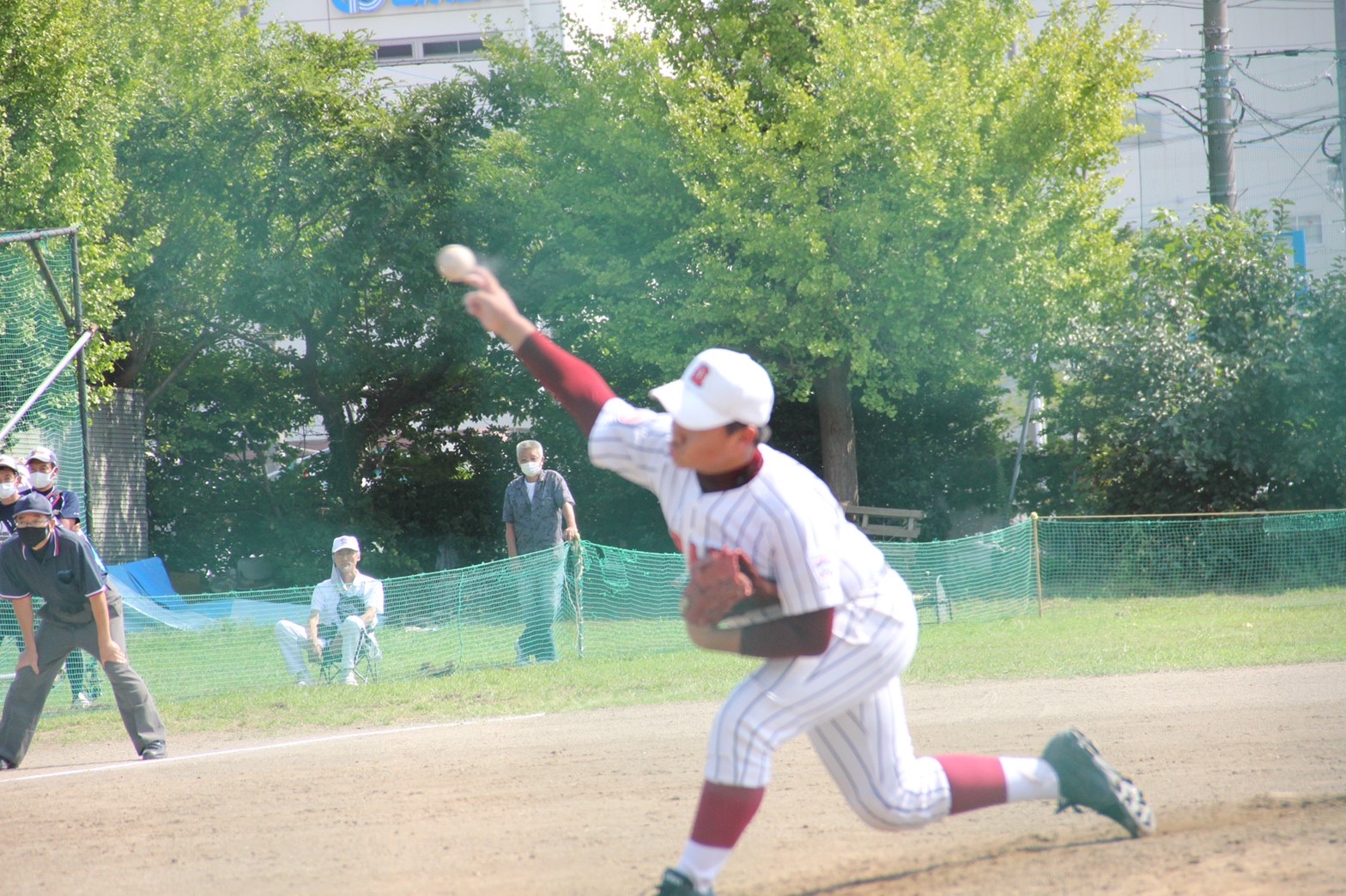 メジャー で 毎年 4 月 15 日 に 行 われる の は