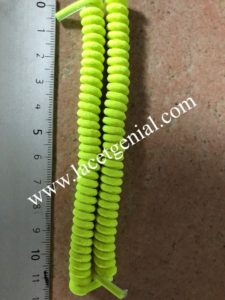 lacets jaunes fluo funs