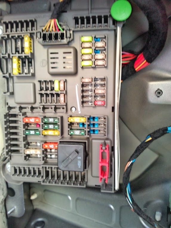 Где находятся предохранители х6 Bmw x5 e70 fuses & relay - Free PDF's