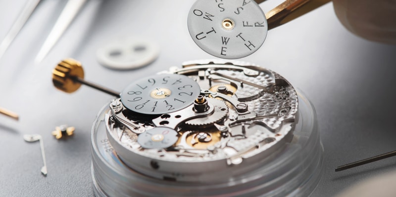 Costo revisione orologio cartier shop