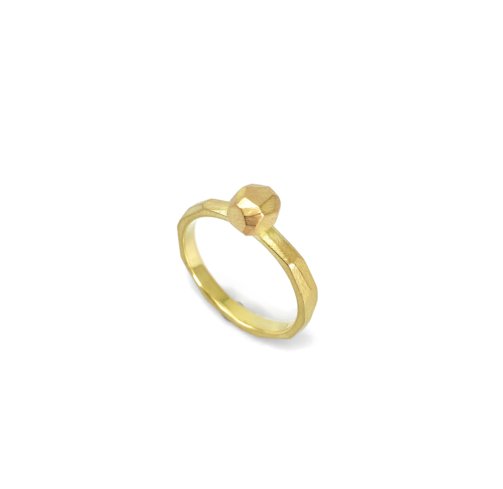 Ein Brocken Glück Ring in 750 Gelbgold