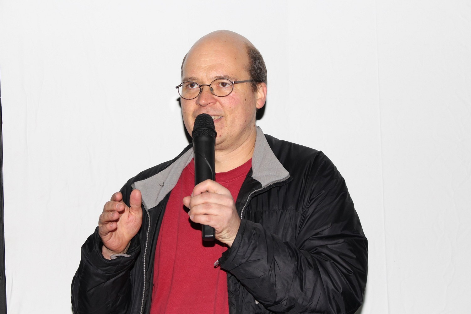 Foto: Rainer Hauenschild: Jürgen Kroll stellt das Programm vor