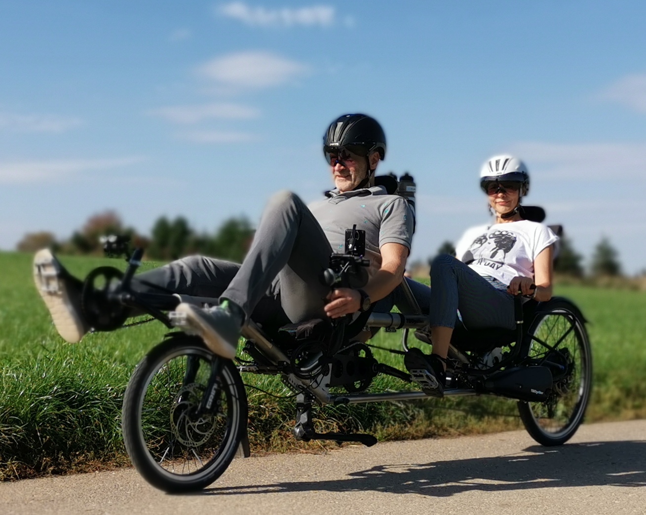 Recumbent Tandem TWOgether Co.