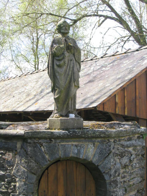 La statue St Pierre