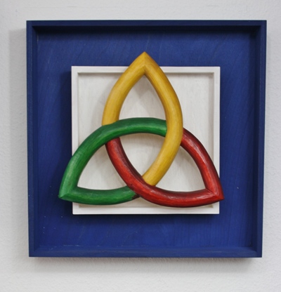Triquetra Trinity Dreieine Holz Skulptur