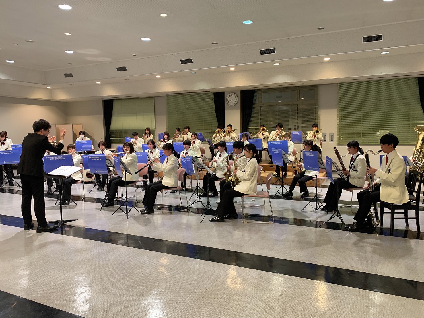 ホーム 広島大学吹奏楽団 公式ホームページ ホーム 広島大学吹奏楽団 公式ホームページ