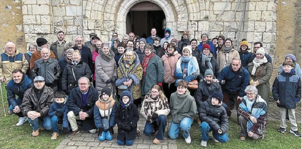 Quand les descendants reviennent : hommage aux familles de Pringé qui ont sauvé des Juifs