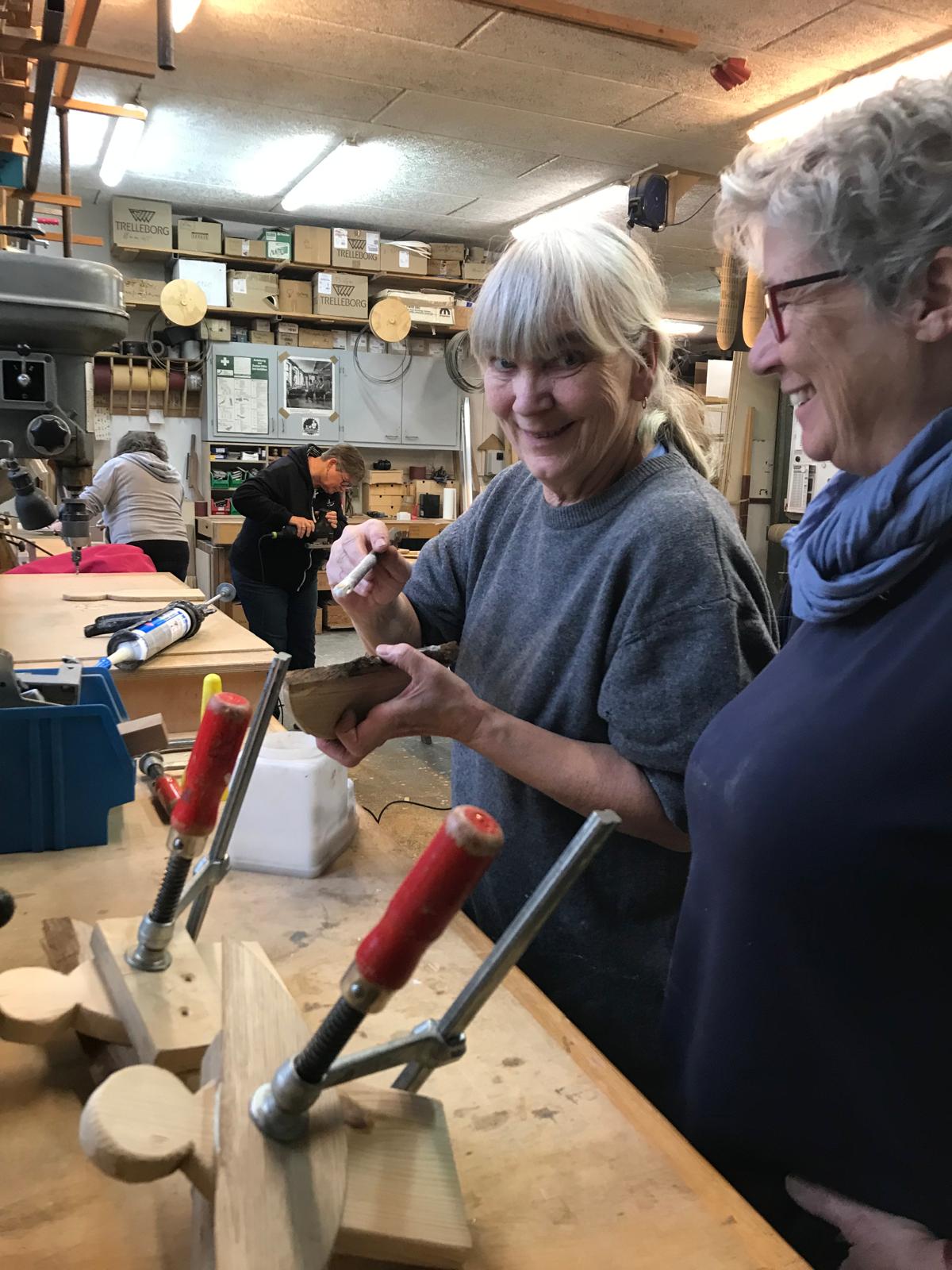Holzwerken mit Silke und Marie, November 2024
