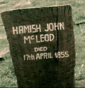 Hamish McLeods grave