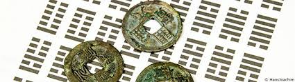 Pièces chinoises pour tirage (carrées en dedans, la Terre, rondes à l'extérieure, le Ciel)