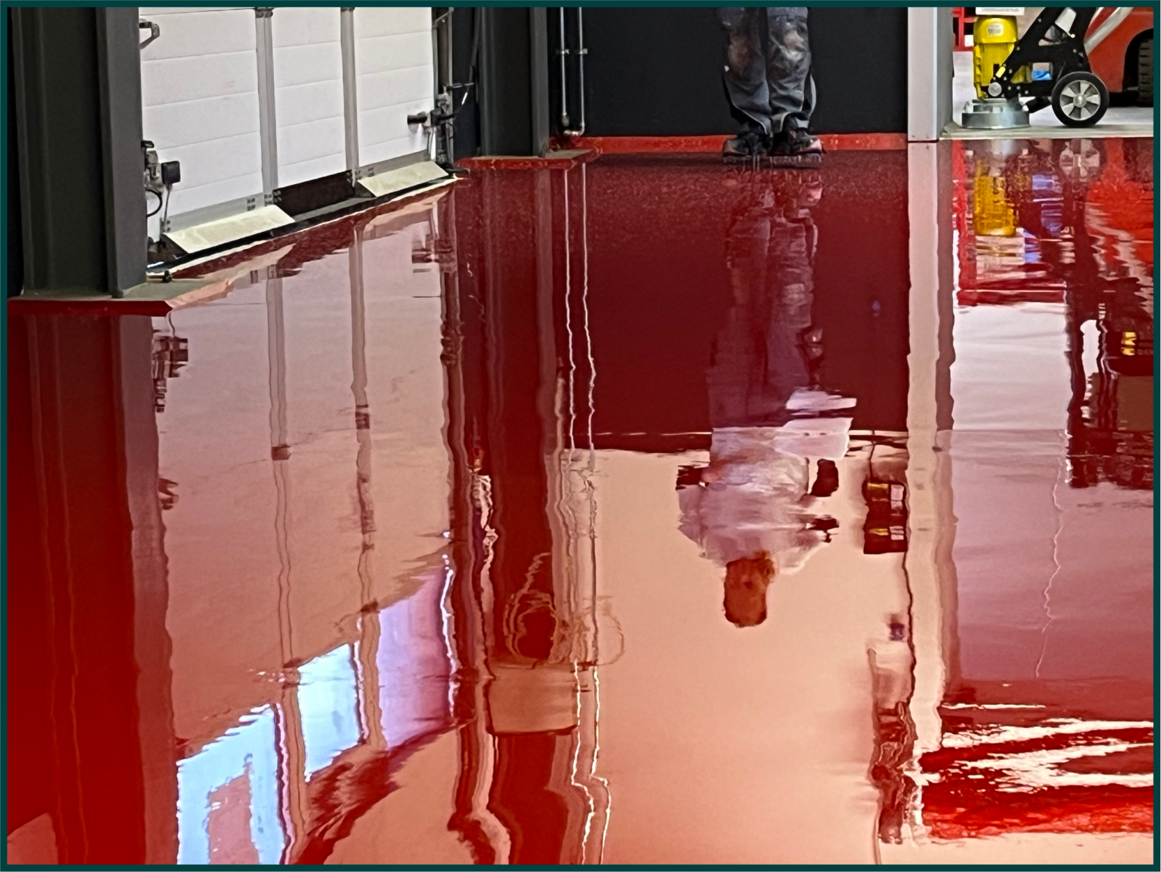Flexibilisierte Epoxidharzbeschichtung mit Colorflocken