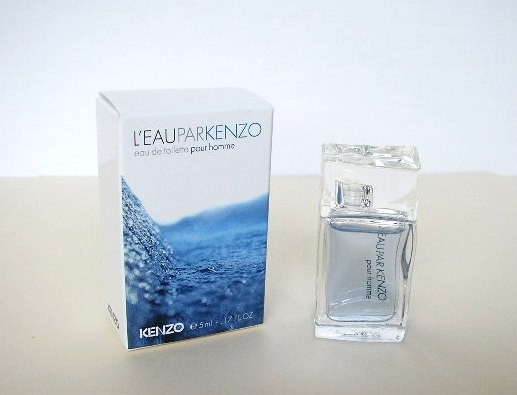 2007 - L'EAU PAR KENZO POUR HOMME - EAU DE TOILETTE POUR  HOMME 5 ML - SERIGRAPHIE VERTICALE SUR FLACON