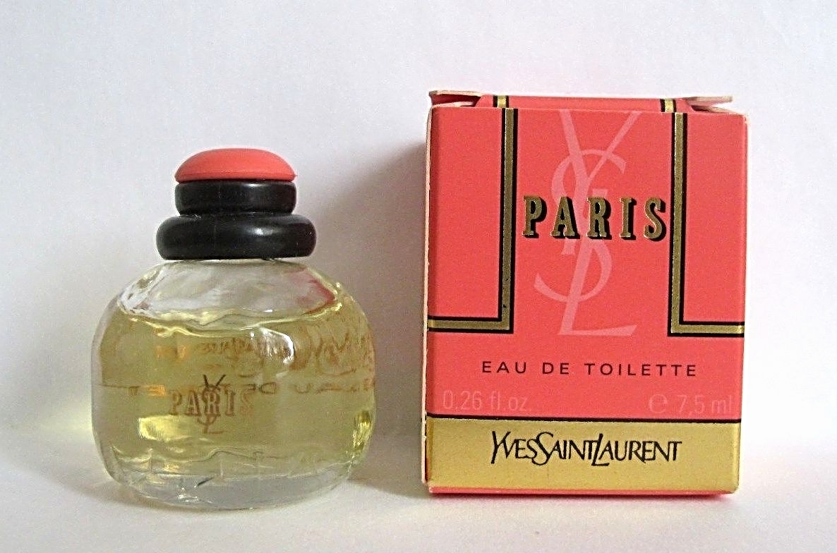 PARIS - EAU DE TOILETTE 7,5 ML - BOÎTE ROSE DIFFERENTE, MINIATURE AVEC BOUCHON PLASITQUE NOIR ET ROSE  - MINIATURE IDENTIQUE A LA PRECEDENTE