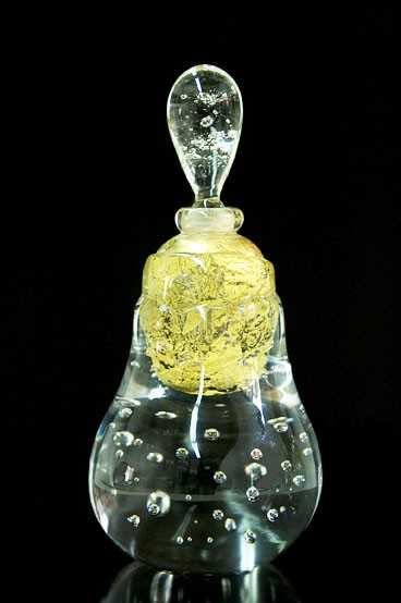 FLACON EN FORME DE POIRE