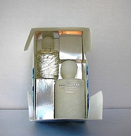 COFFRET EAU DE ROCHAS (POUR FEMME) COMPRENANT : 1 LAIT HYDRATANT POUR LE CORPS & 1 MINIATURE EAU DE ROCHAS