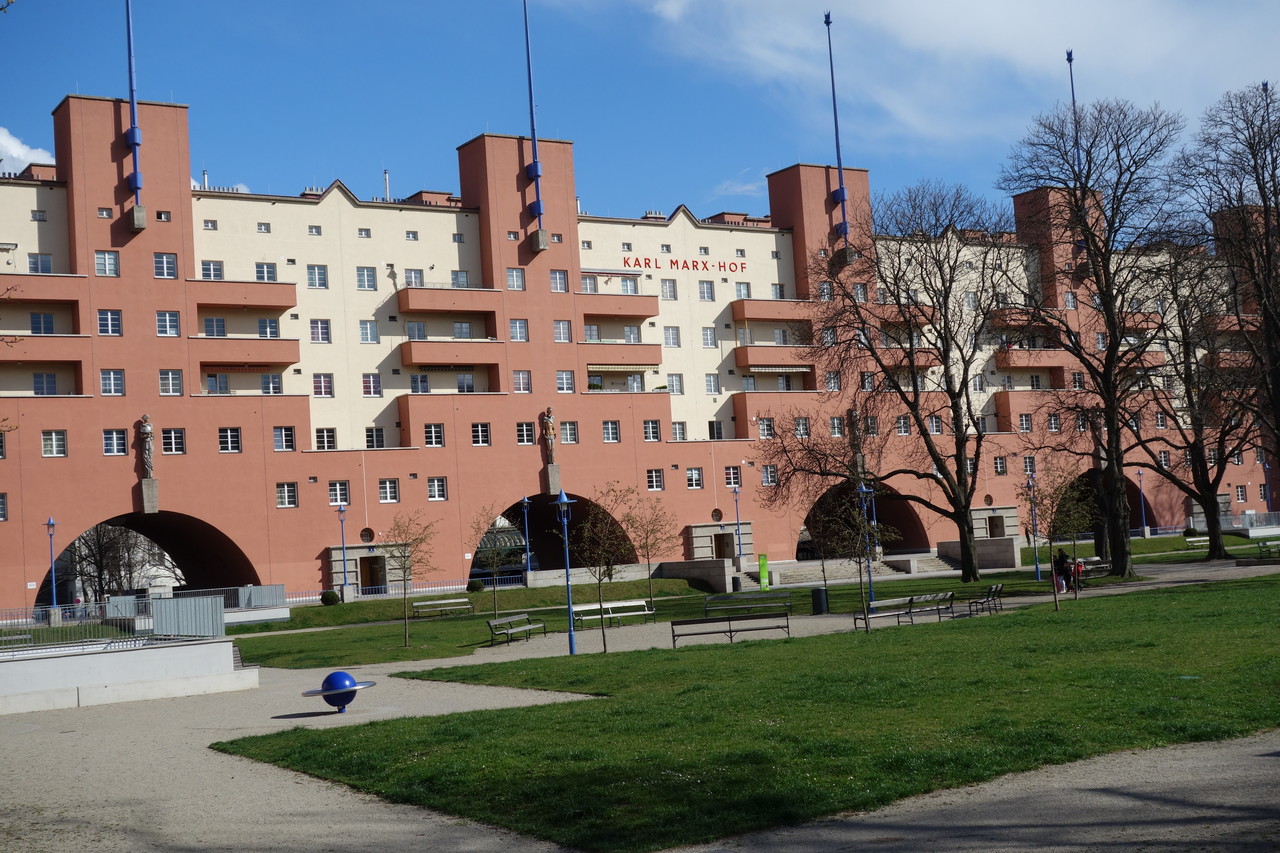 Il Karl Marx Hof Vienna Cultural Walking Tours il-karl-marx-hof-vienna-cultural-walking-tours